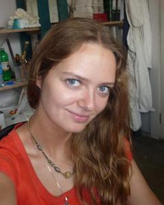 Woman, 48. amtoonice