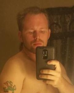 Man, 37. funville