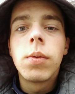 Man, 37. Irish_Cream037