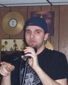 Man, 43. KazmanianDe798