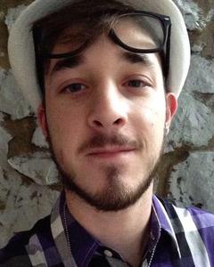 Man, 31. AJ_L