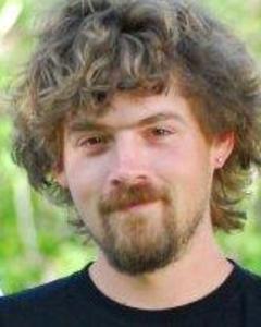 Man, 40. guyonthcouch