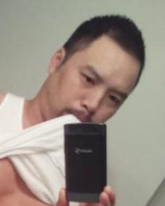 Man, 51. ovalsplit