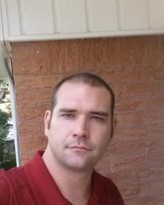Man, 45. piecian