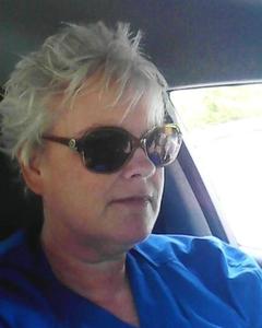 Woman, 58. Refinnej0