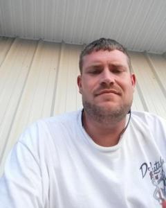 Man, 43. Dartguru