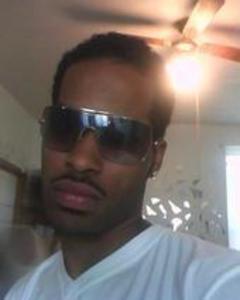 Man, 37. Solothaartist
