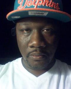 Man, 43. JW1881140