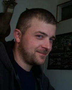 Man, 44. bud420905