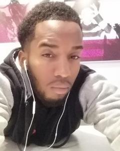 Man, 32. dom7115