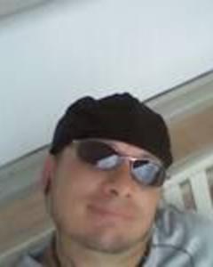 Man, 40. JUSTINZZ3875
