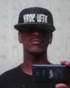 Man, 40. p128565