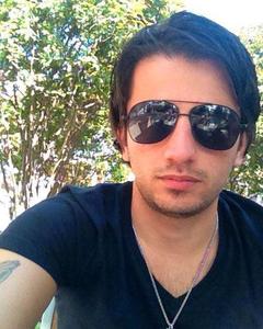 Man, 33. Julian15285