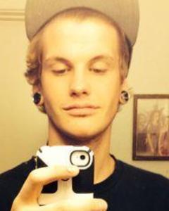 Man, 31. Richalds