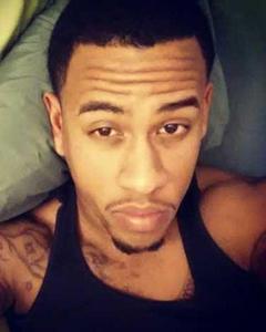 Man, 32. rob22154773