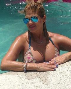 Woman, 55. Cookie2135
