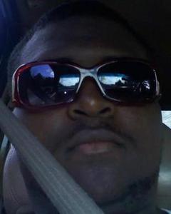 Man, 30. jmain7082