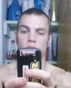 Man, 34. Richie_Ric8344