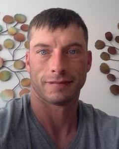 Man, 48. bluentan