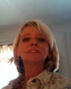 Woman, 64. sunshine132560