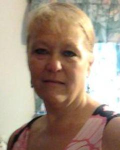 Woman, 60. haircombbows