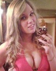 Woman, 33. Jaleesabaziuk1