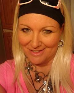 Woman, 54. blondehunt5240