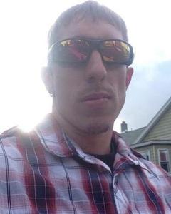 Man, 38. Cam873804