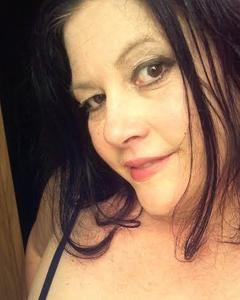 Woman, 60. lregister57