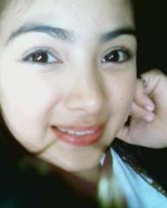 Woman, 37. Loraine645574