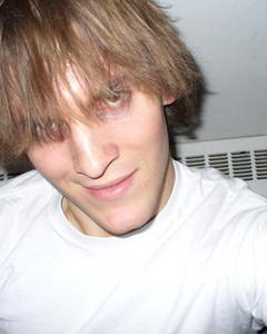 Man, 37. Sekira
