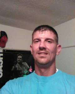 Man, 38. DJD6347