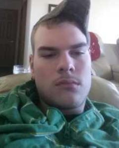 Man, 30. nozack