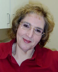 Woman, 63. asanta