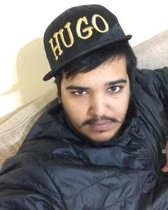 Man, 31. Hugo4326