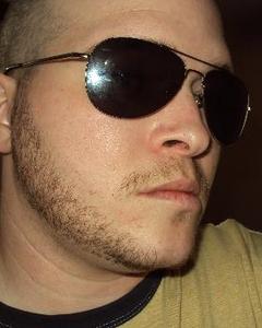 Man, 48. S2est1976