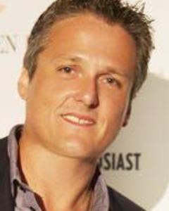 Man, 54. Davidmia