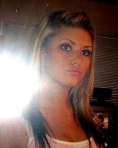 Woman, 37. 2hot334