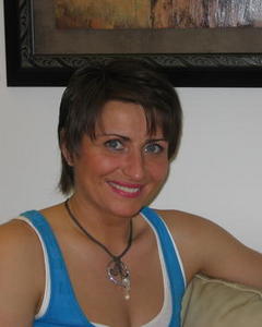 Woman, 56. marchela