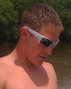 Man, 34. kanooter