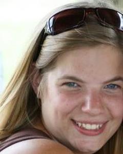 Woman, 38. ShortnSweet705