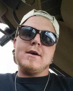 Man, 37. aint25trikn