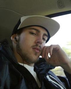 Man, 33. Hornyskater830