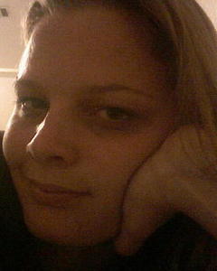 Woman, 42. sunflowerbiswe