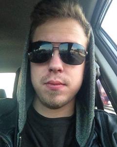 Man, 32. Tdaughtity