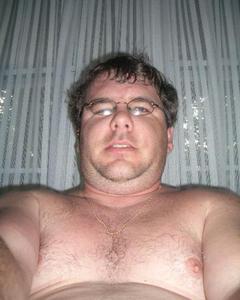 Man, 51. tomneedsit