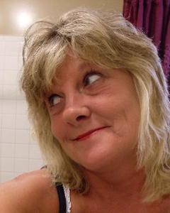 Woman, 62. Lesa085
