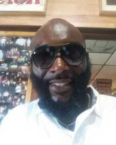 Man, 48. tealboy