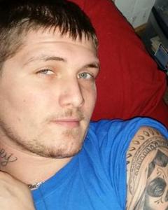 Man, 35. Carpenterbly