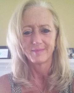 Woman, 62. Lyn100